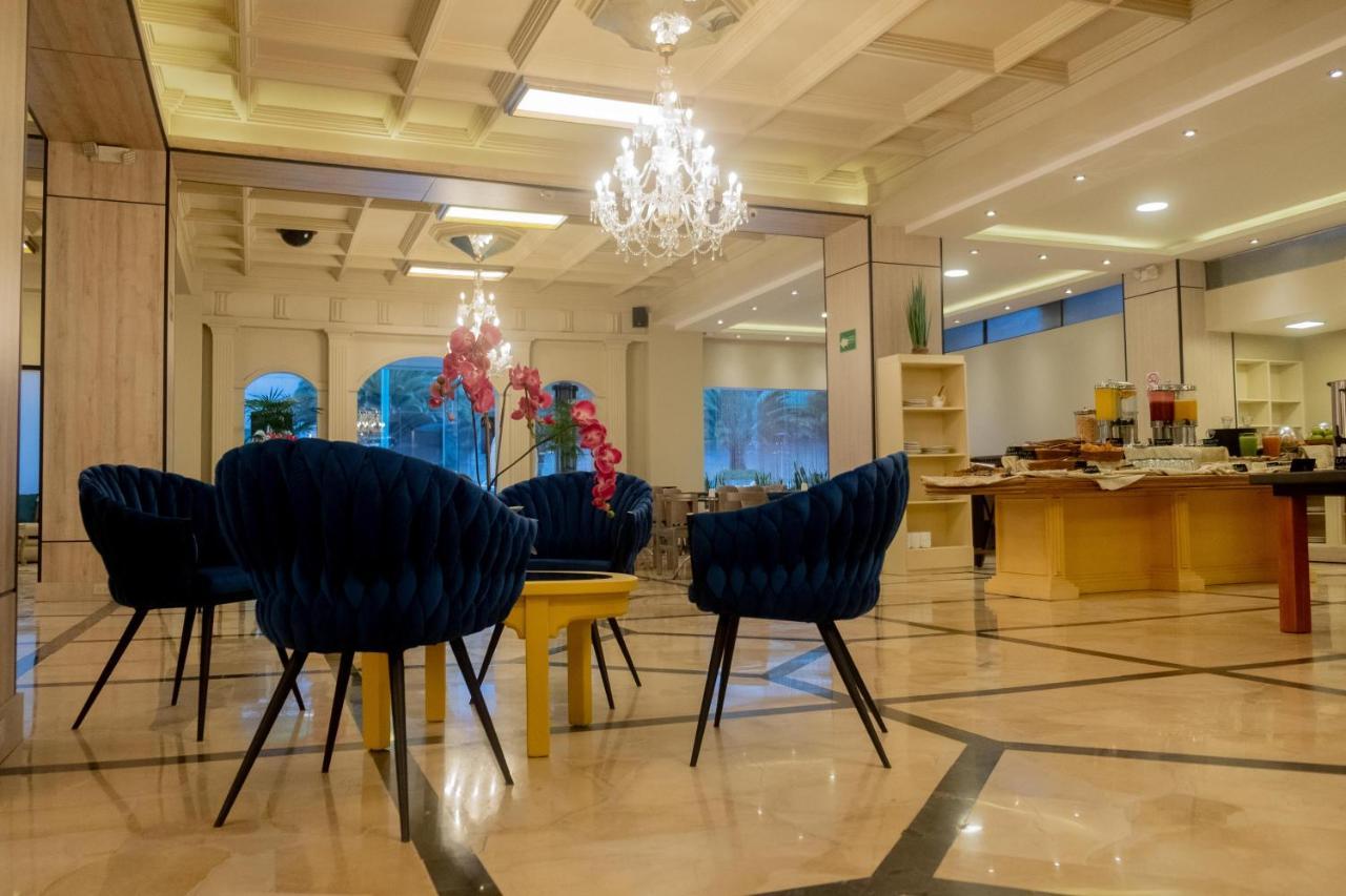 Hotel La Quinta By Wyndham Quito Exteriér fotografie